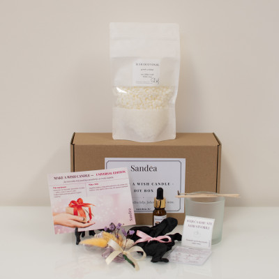 MAKE A WISH CANDLE - UNIVERSAL DIY SET Sandéa - 2 - Poklonite nešto drukčije — trenutak mira, kreativnosti i svjetla. SANDEA Un MAKE A WISH CANDLE - UNIVERSAL DIY SET Sandéa - 2 - Poklonite nešto drukčije — trenutak mira, kreativnosti i svjetla. SANDEA Un